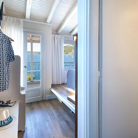 Amfiliki אורחן *