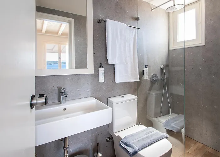 Inn Amfiliki Skiathos Town